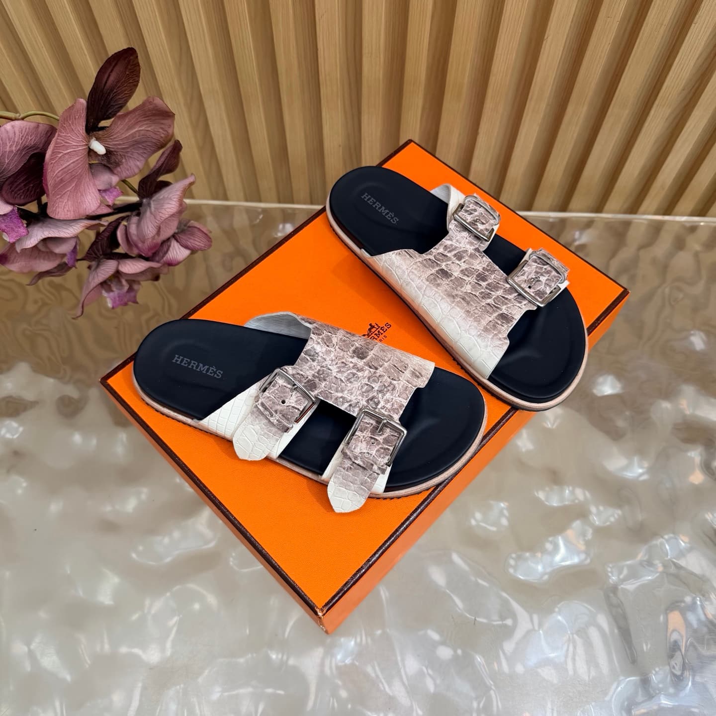 Hermès Hermès New Arrival 2026Early springNew Arrival 🧡 The mostNew Arrival Beach slippers