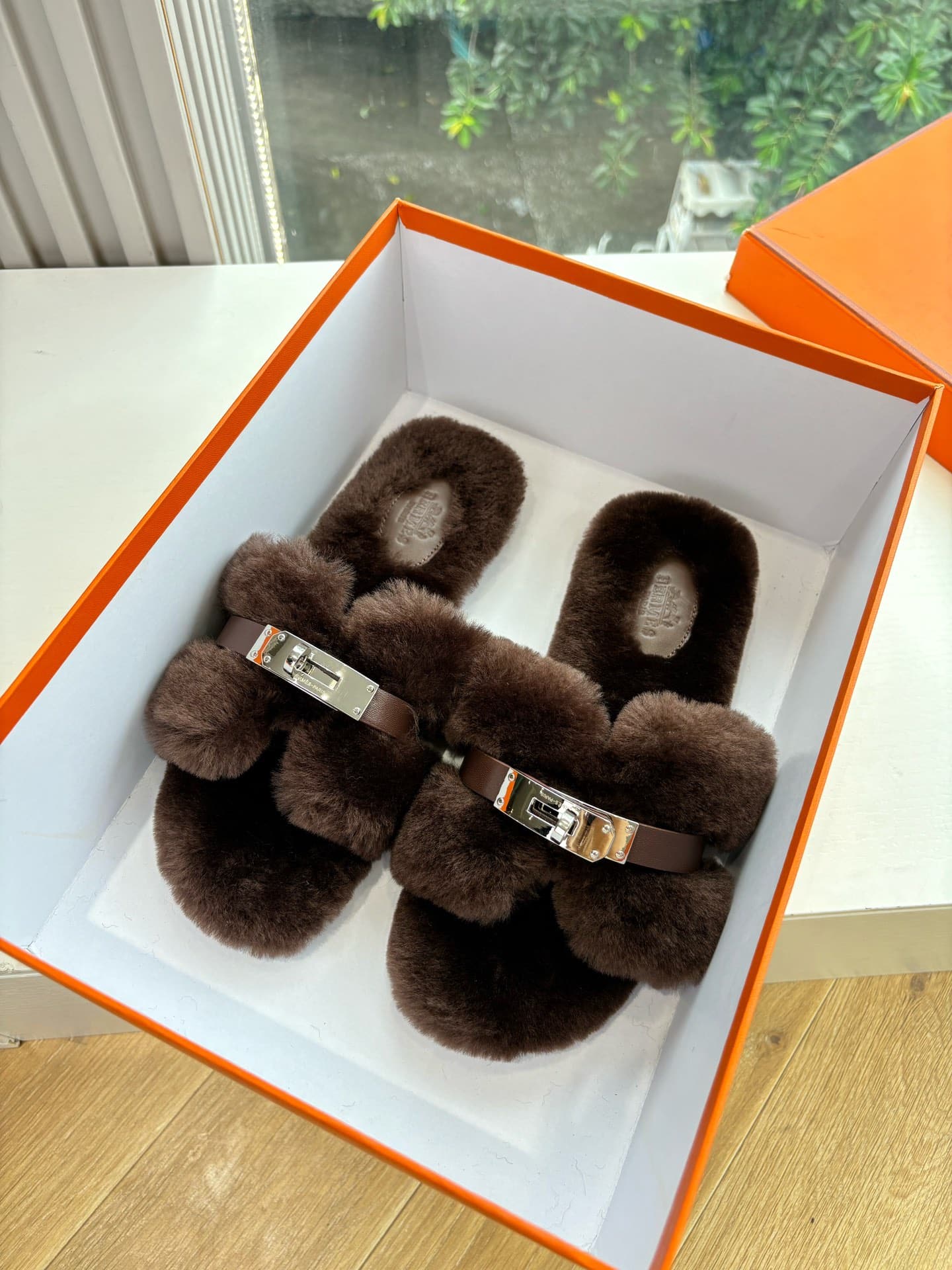 Hermès Top-notchHERME Hermès fur integrated rolled cake with Mao Erjiu Tuo This year, all fabrics are selected Furry